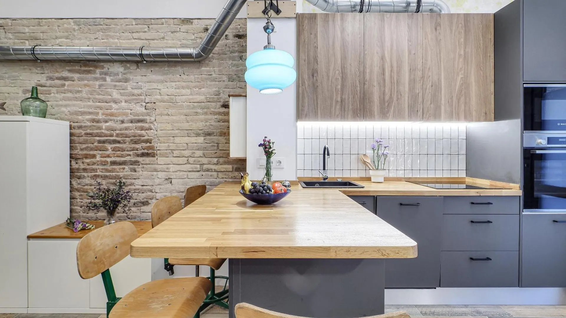 Concordia - Beautiful Flat, Spacious, Central 4 Rooms , 2 Bath Barcelone Appartement
