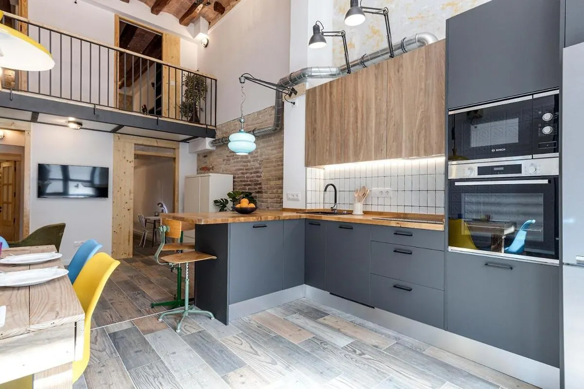 Concordia - Beautiful Flat, Spacious, Central 4 Rooms , 2 Bath Barcelone 0*,
