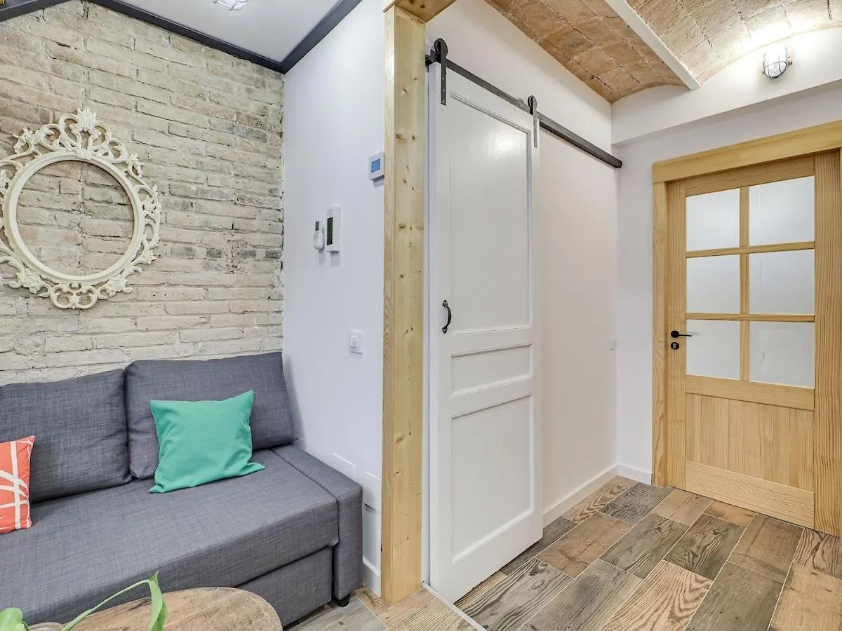 Concordia - Beautiful Flat, Spacious, Central 4 Rooms , 2 Bath Barcelona Appartement