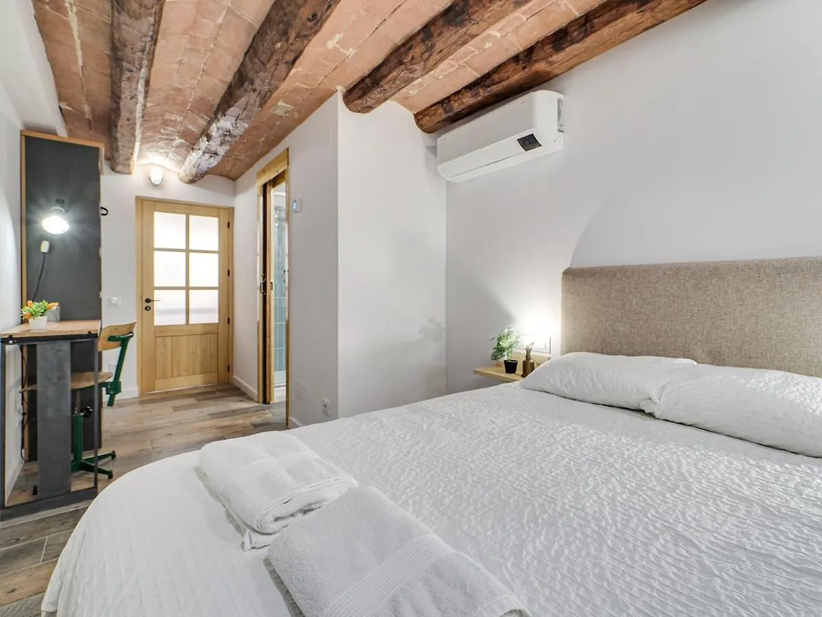 Concordia - Beautiful Flat, Spacious, Central 4 Rooms , 2 Bath Barcelona 0*,  Spanje