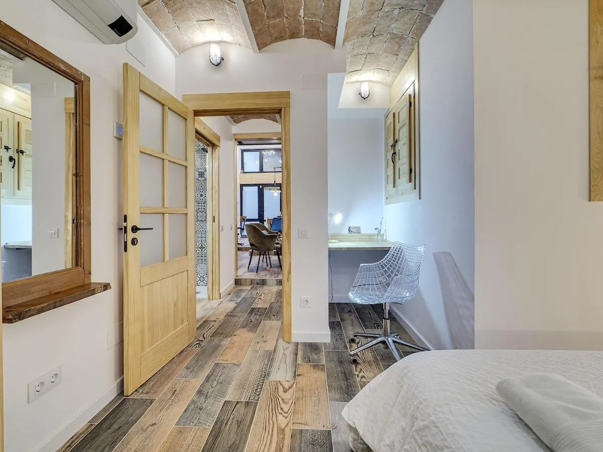 Appartement Concordia - Beautiful Flat, Spacious, Central 4 Rooms , 2 Bath Barcelona Spanje